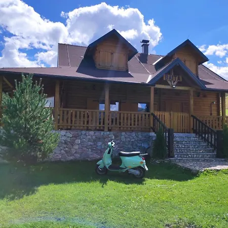 Holiday Chalet Baita 펜션 *