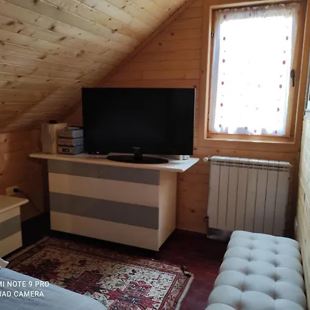 펜션 Holiday Chalet Baita