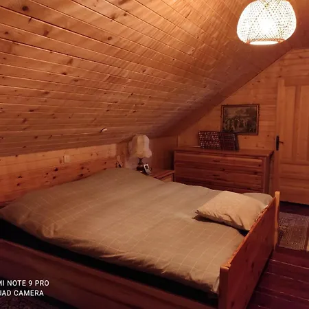 Holiday Chalet Baita 펜션