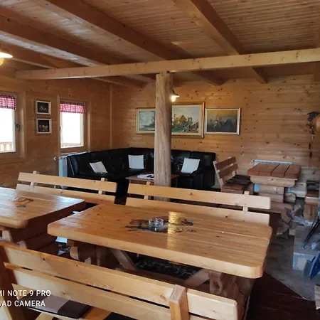 펜션 Holiday Chalet Baita *